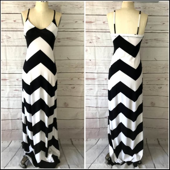Alloy Apparel Audrey Chevron Maxi Dress - Picture 2 of 6